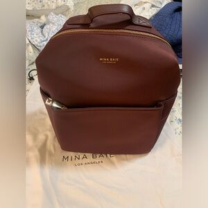 Mina Baie NWT Mini Stevie